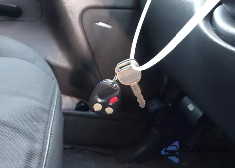 2004 Chevrolet Avalanche 1500 z USA, uszkodzony, nr VIN 3GNEC12T74G219623